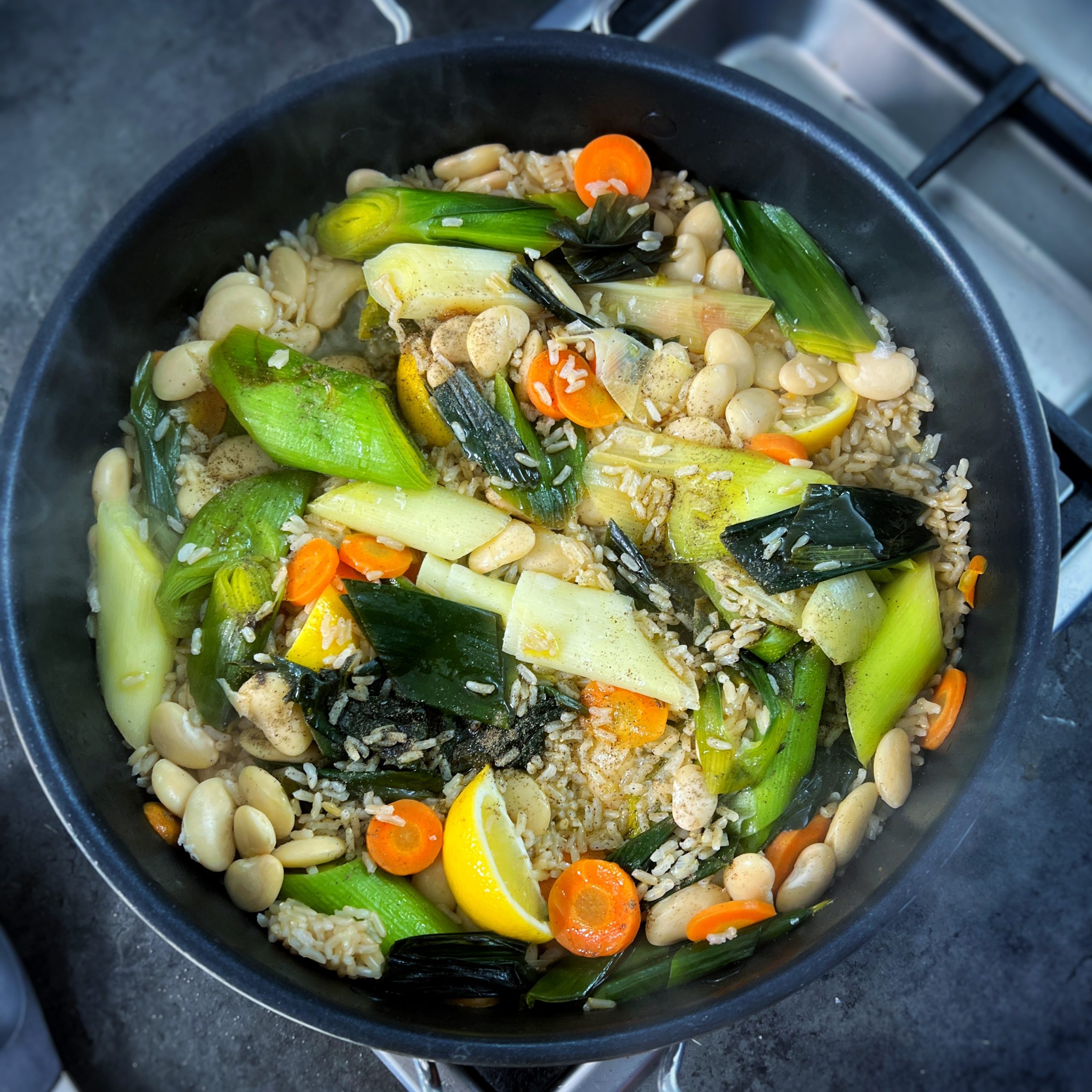 An image of Turkish leek, rice and olive oil dish