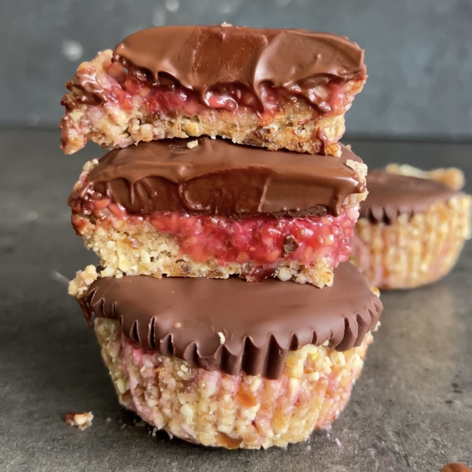 Chocolate & Raspberry no Bake Cups